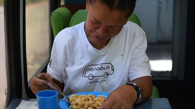 go to Hilfe für Heimatlose: Panabus fährt durch Caracas