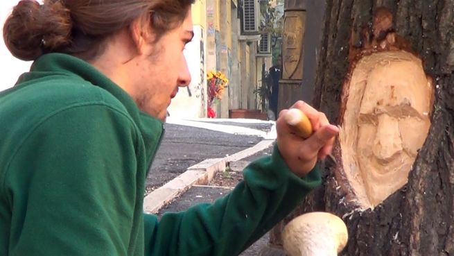 go to Inspire in a minute: Kunst in toten Bäumen