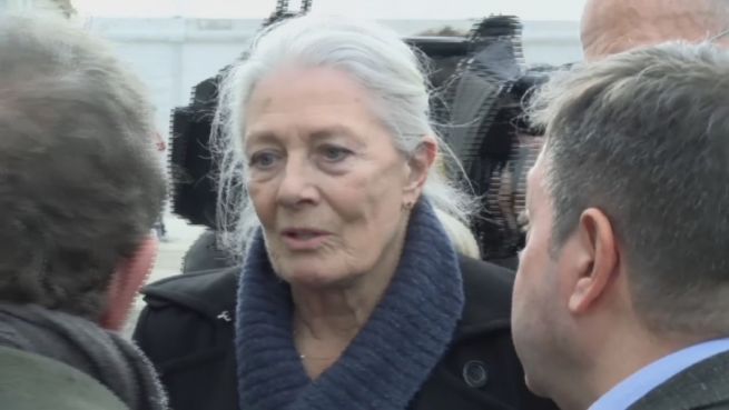 go to Vanessa Redgrave fordert mehr Hilfe für Griechenland