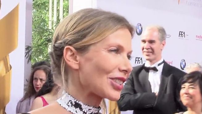 go to Schön schlank: Ursula Karven lüftet Figur-Geheimnis